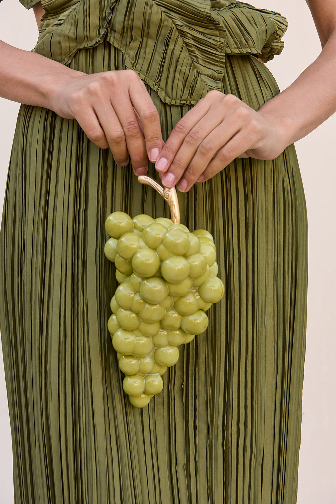 GRAPE CLUTCH Cult Gaia