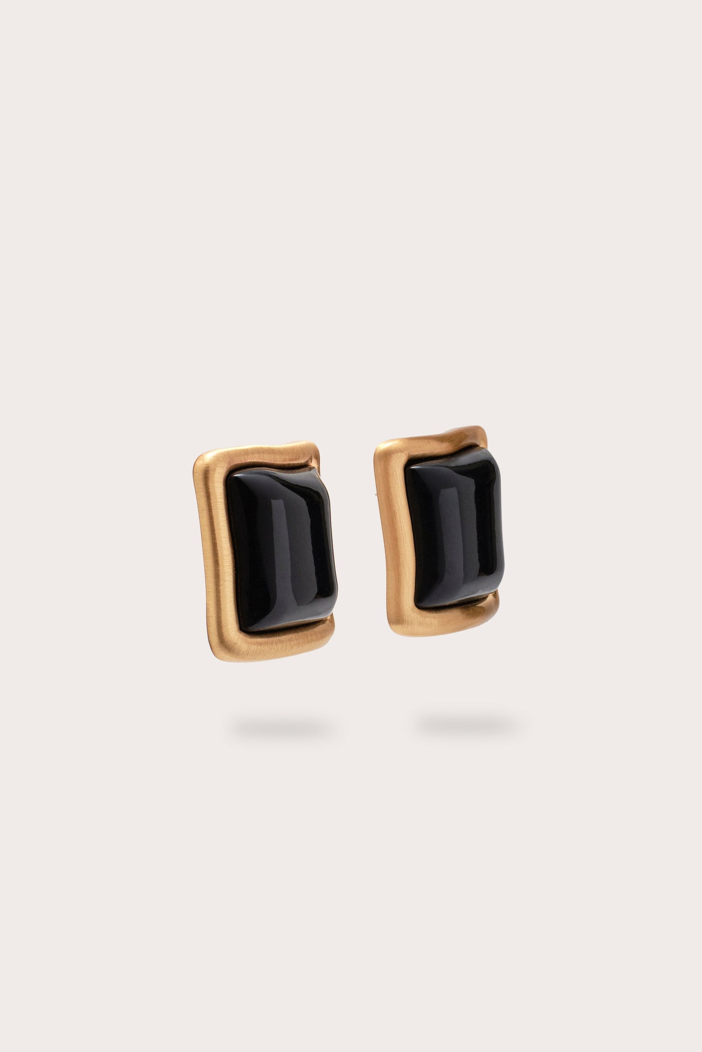SUNI EARRING Cult Gaia