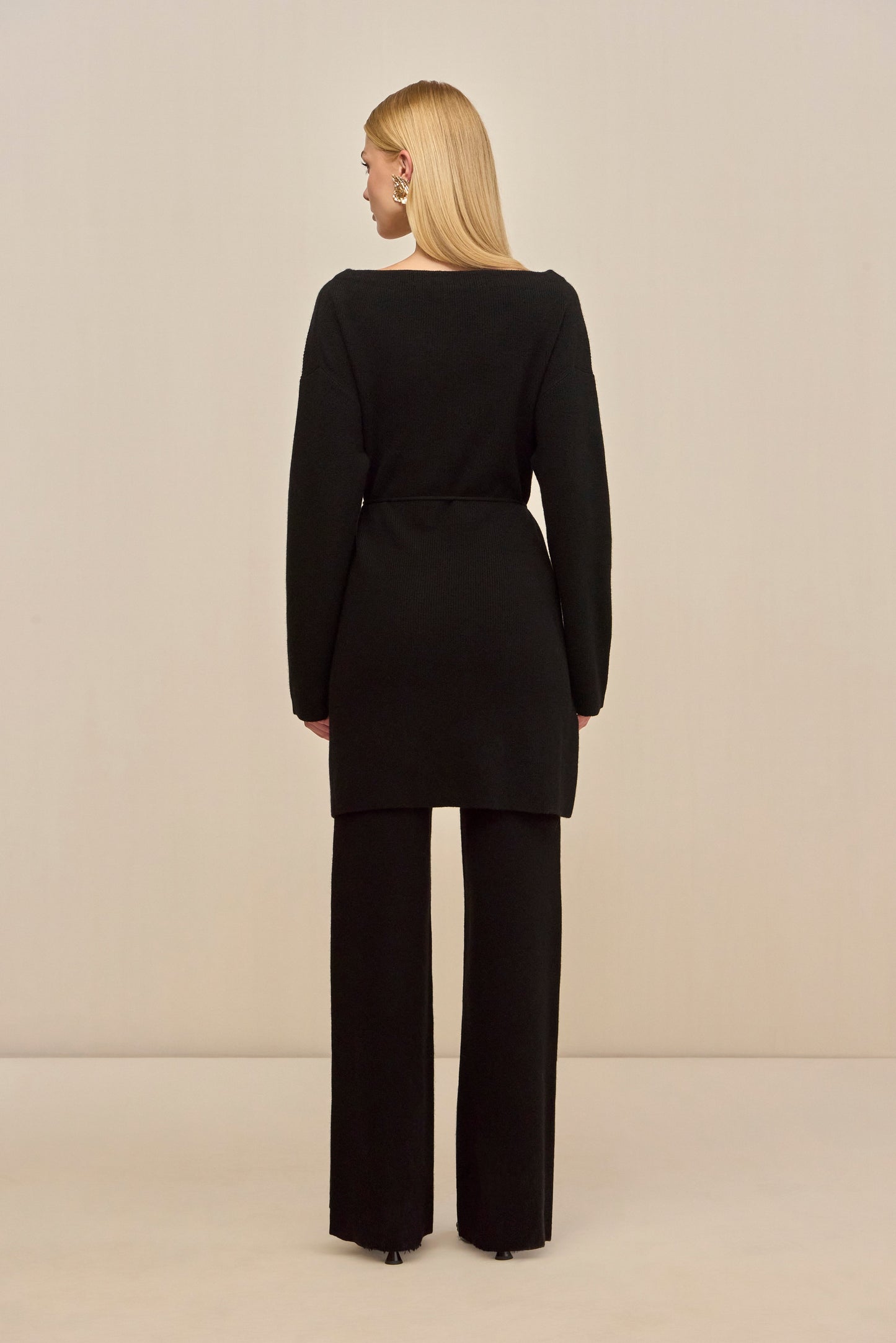 ARAIA SWEATER Cult Gaia