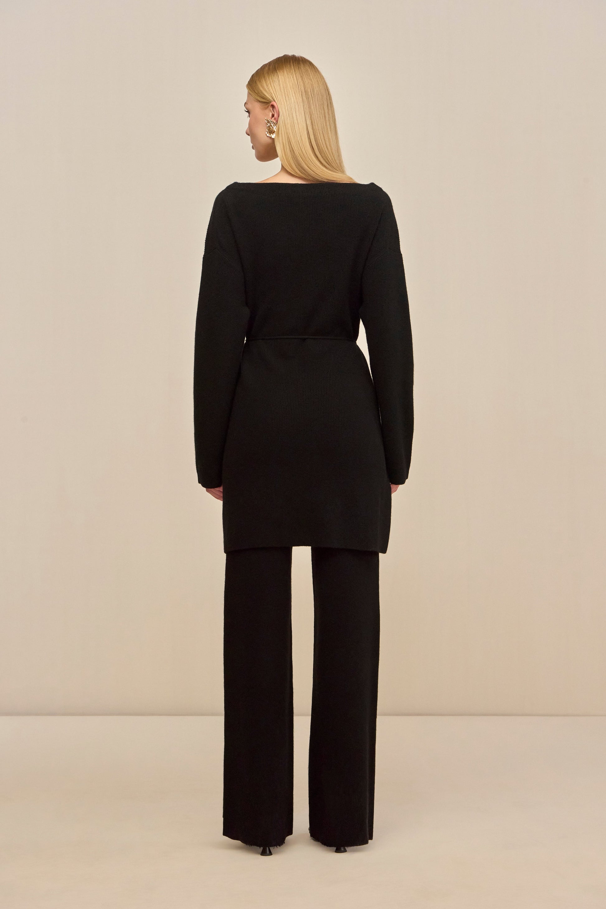 ARAIA SWEATER Cult Gaia