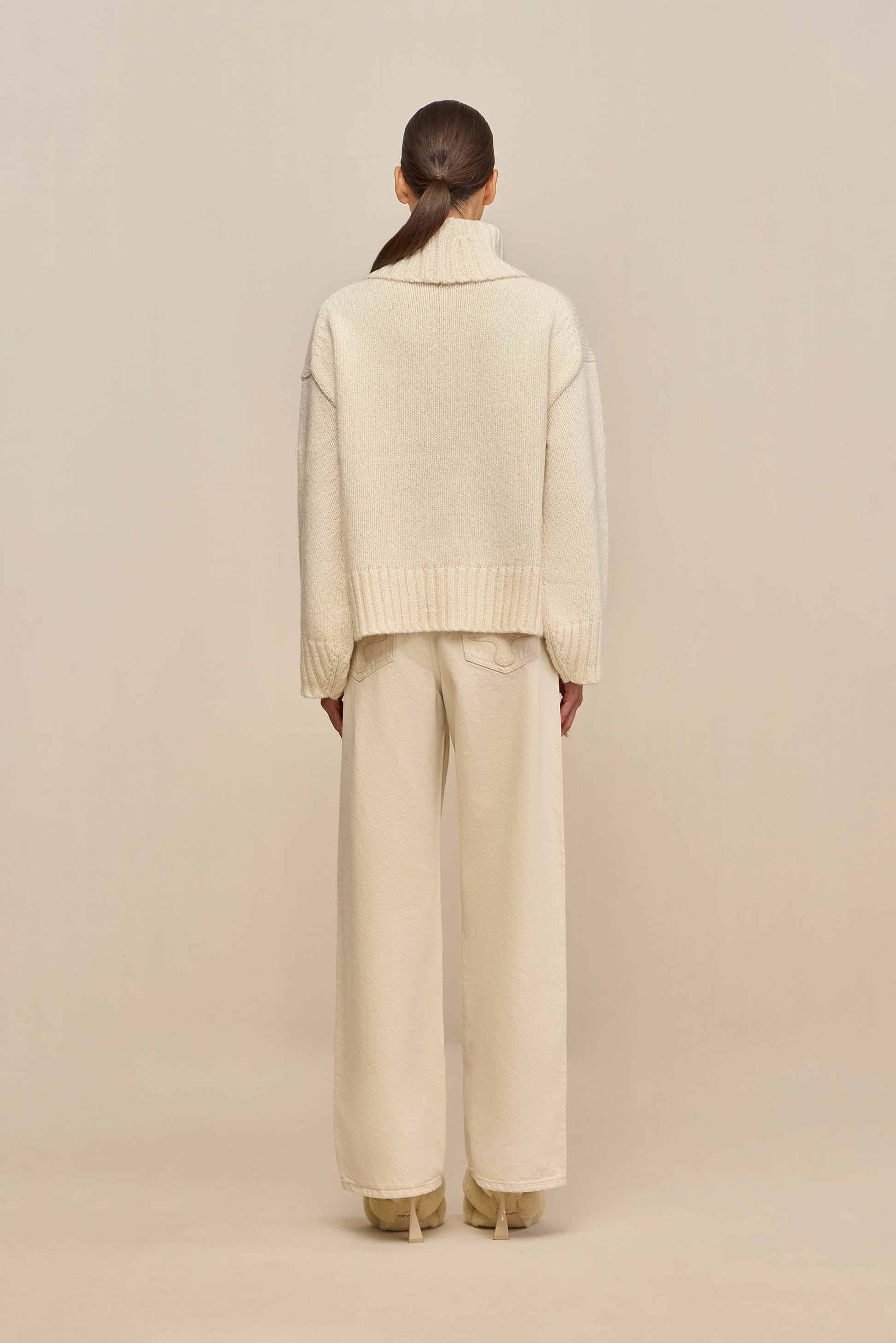 BELANA SWEATER Cult Gaia