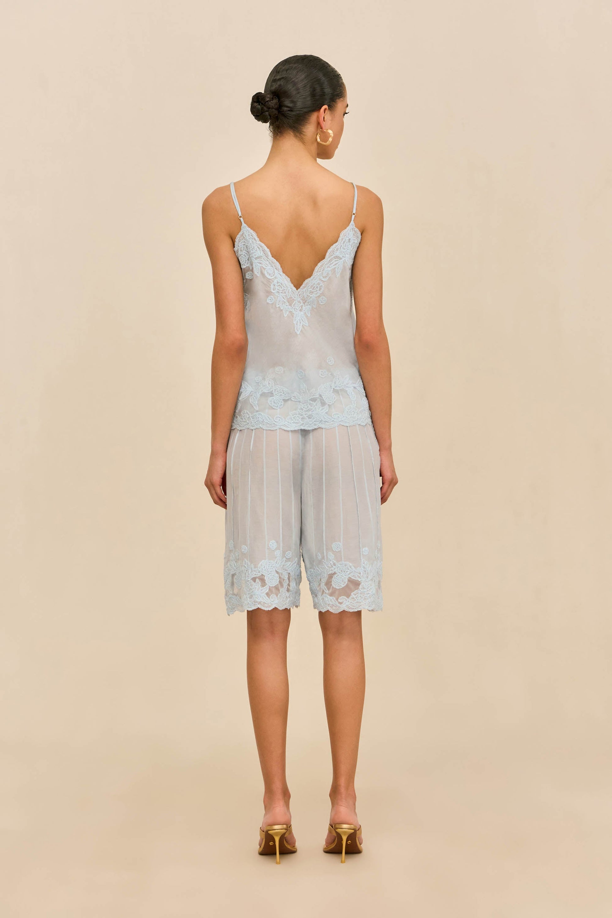 ESMERAY SHORT Cult Gaia