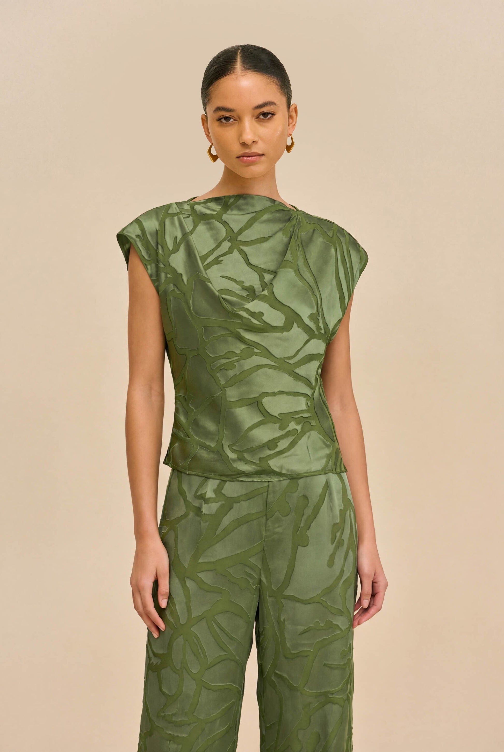 MONETTE TOP Cult Gaia