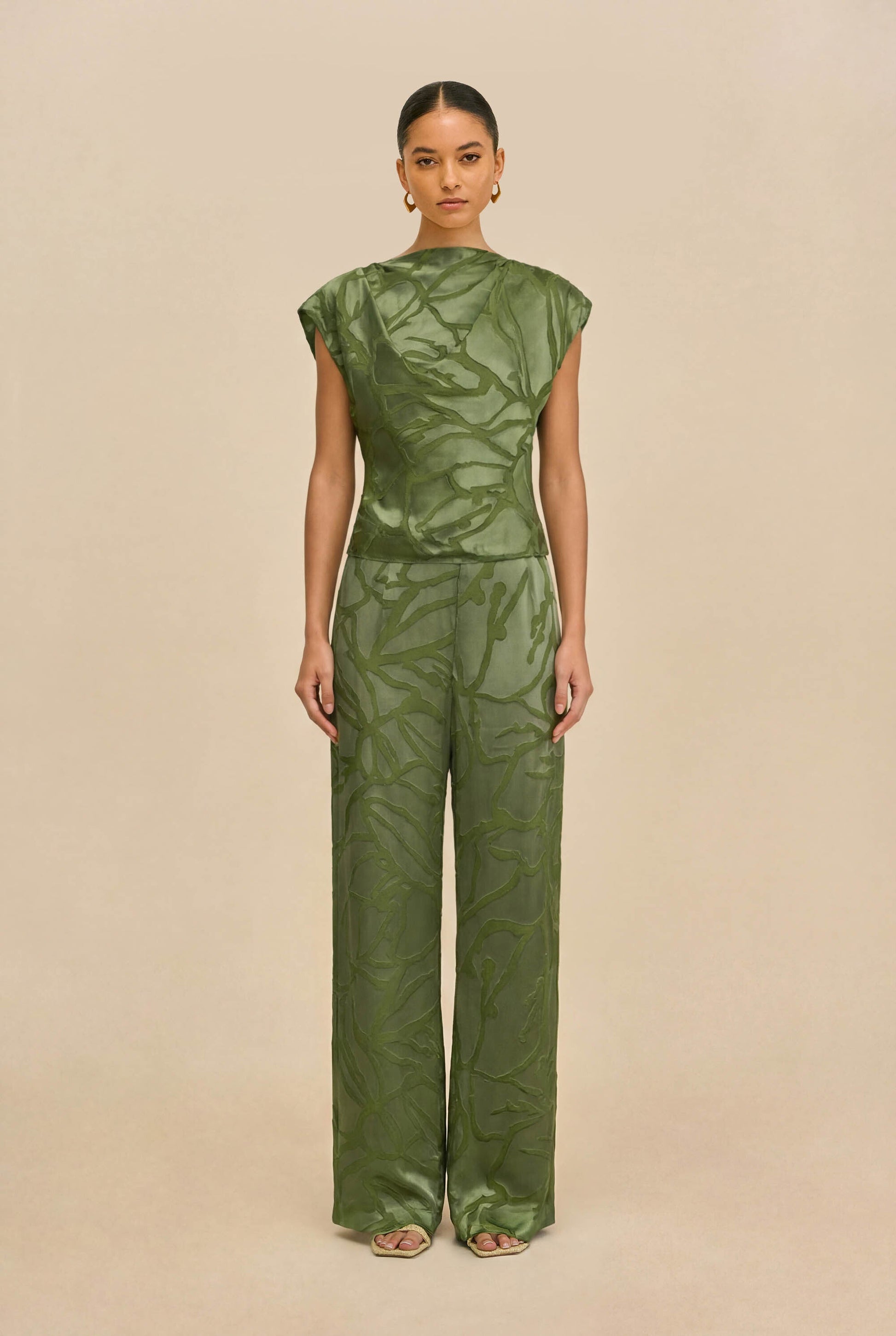 SARA PANT Cult Gaia