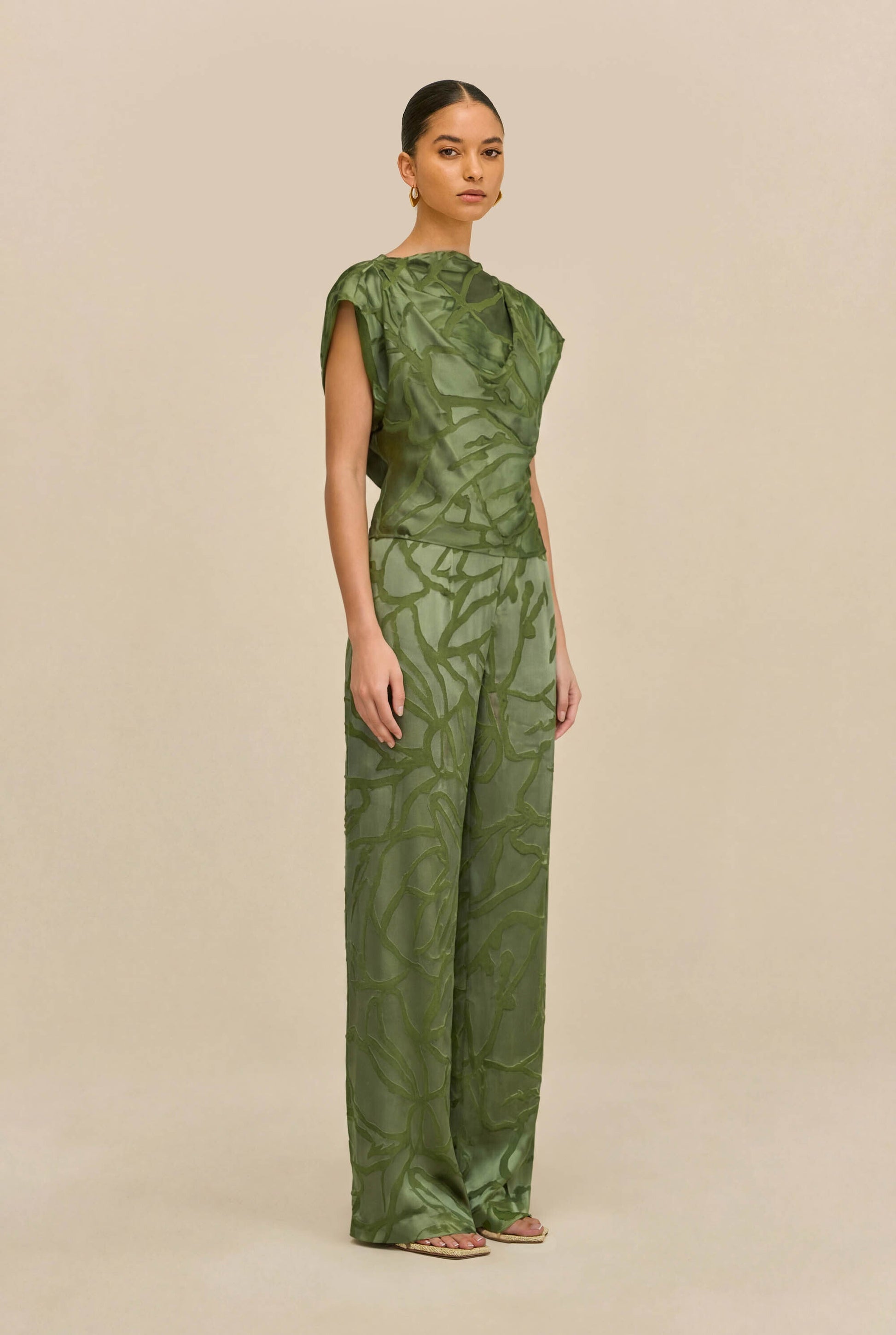 SARA PANT Cult Gaia