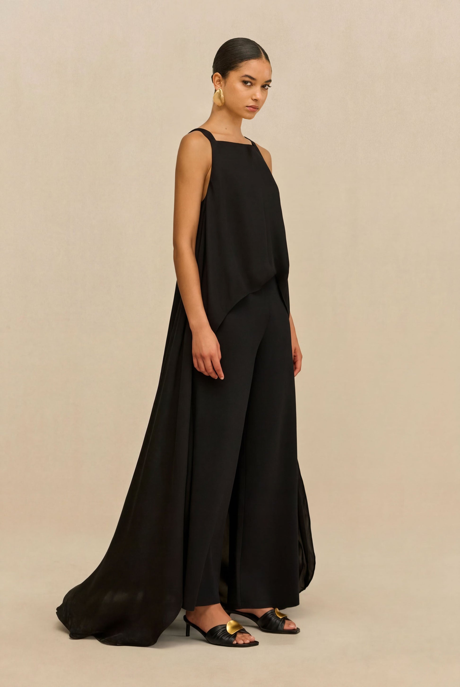 SARA PANT Cult Gaia