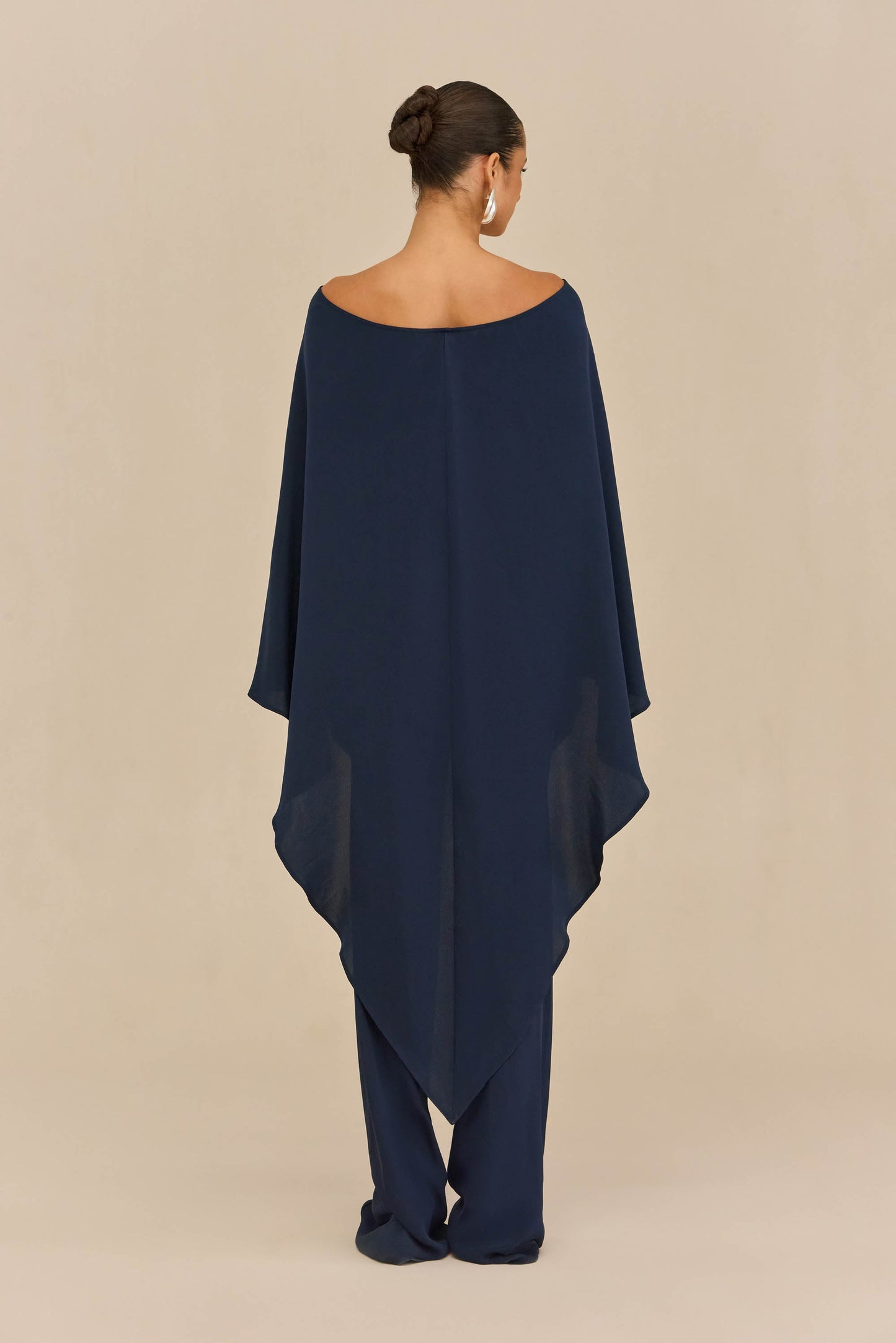 SARA PANT Cult Gaia