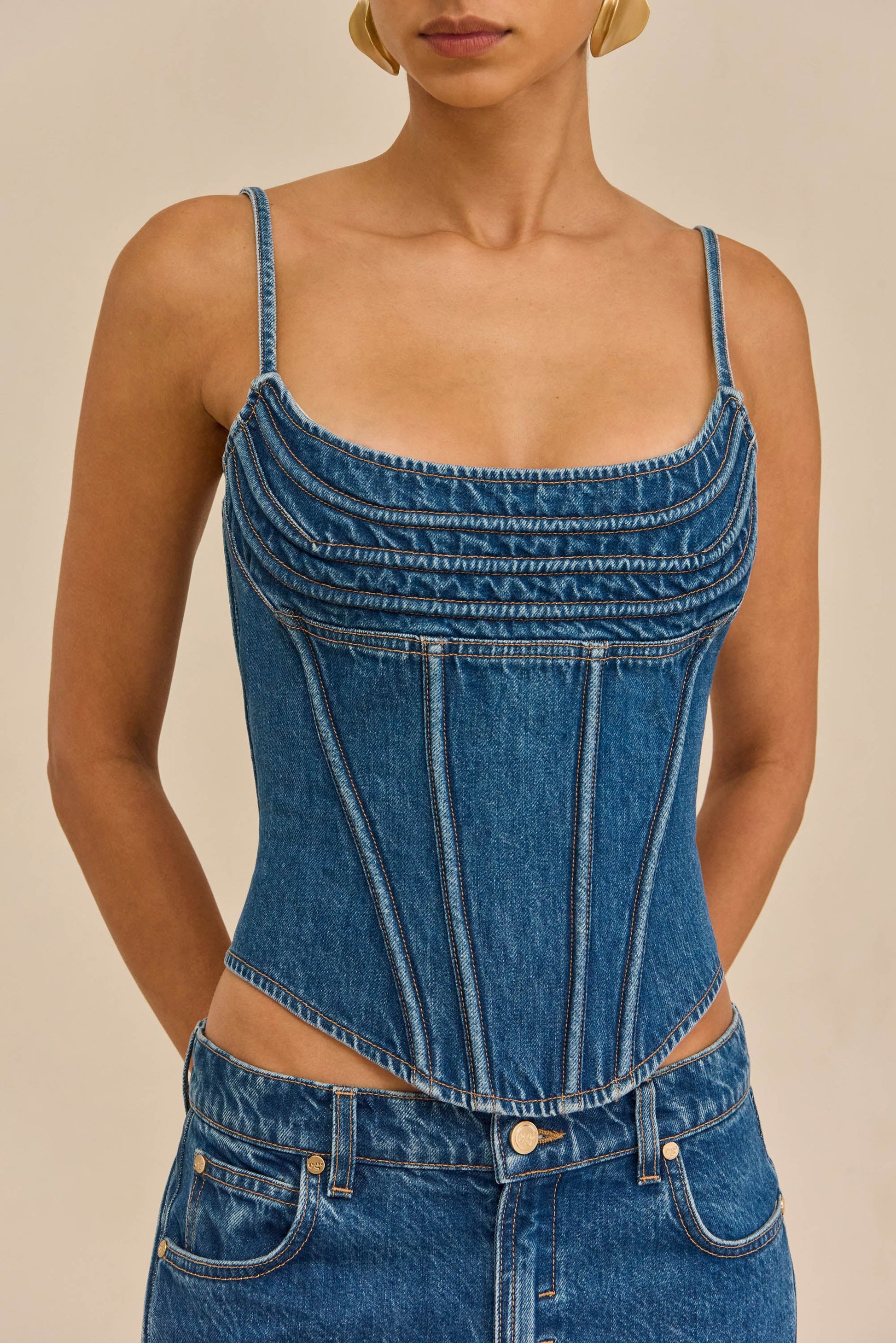CHIYA TOP Cult Gaia