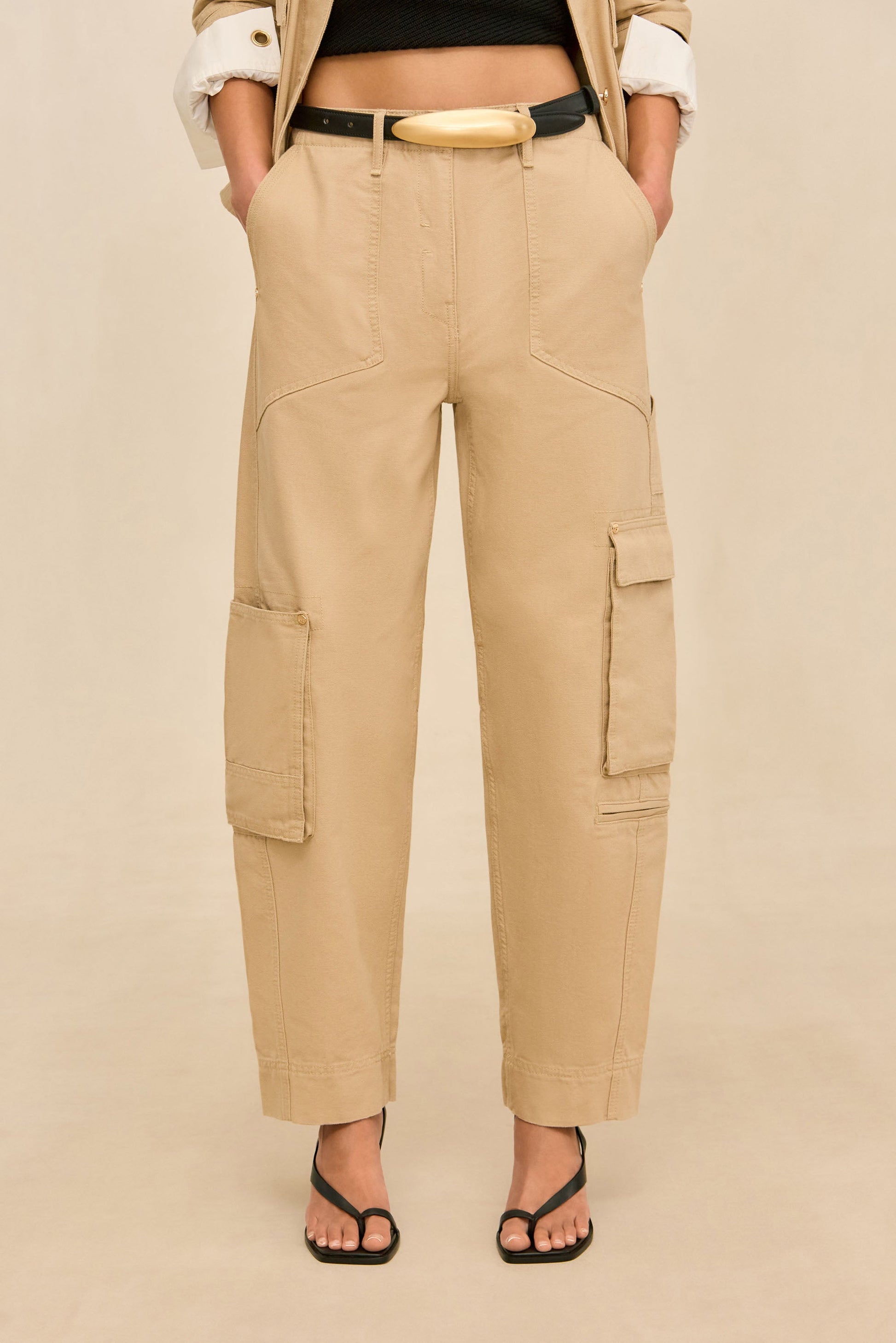 XIA PANT Cult Gaia