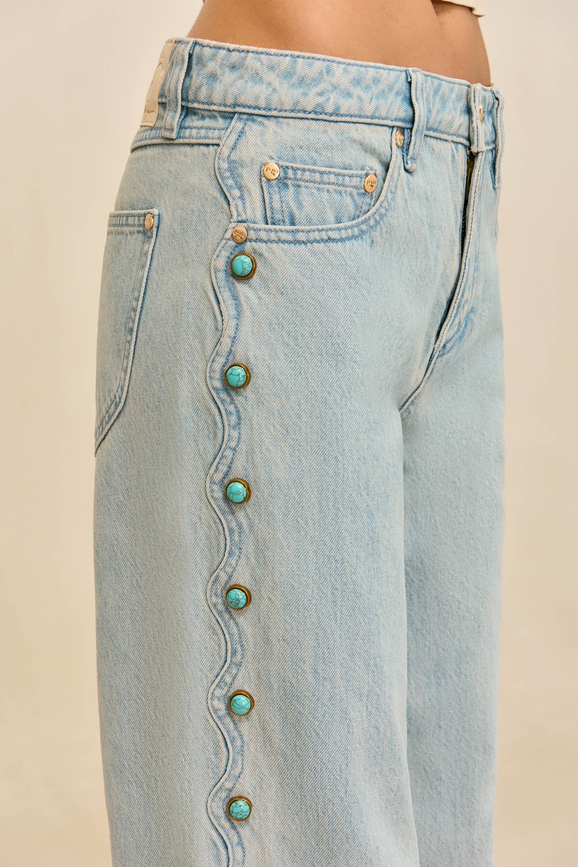 ELPHIE JEAN Cult Gaia