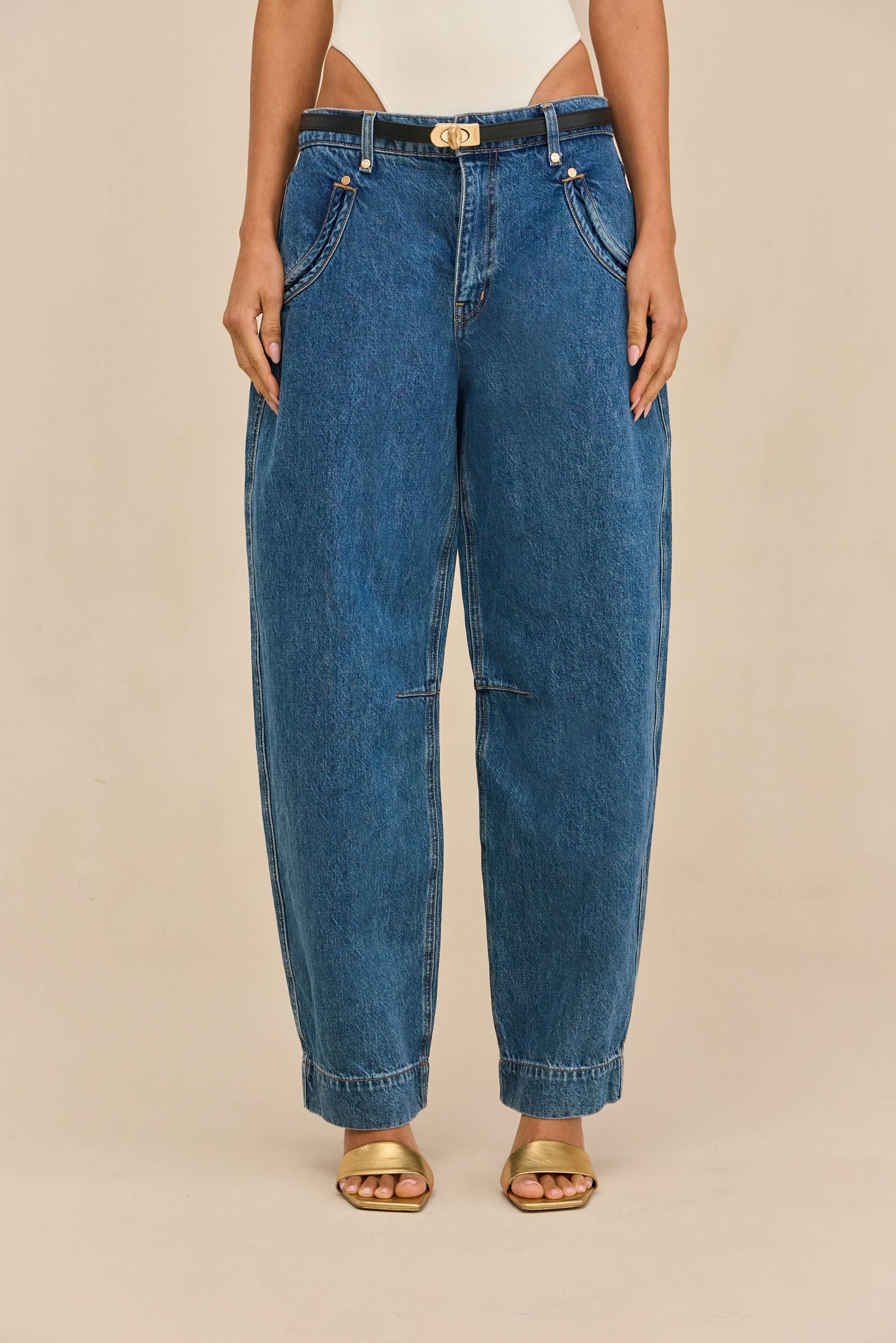 SASKA JEAN Cult Gaia