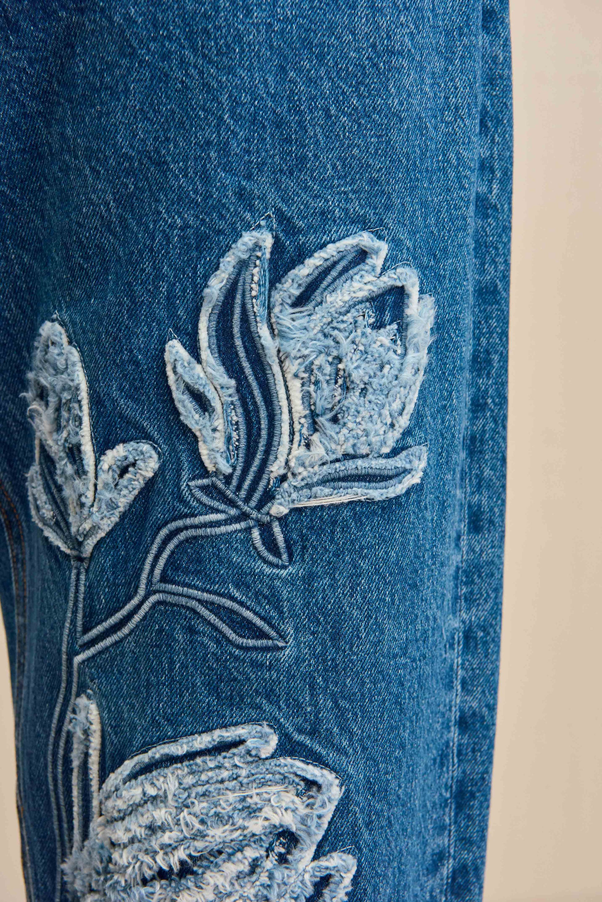 FLO JEAN Cult Gaia