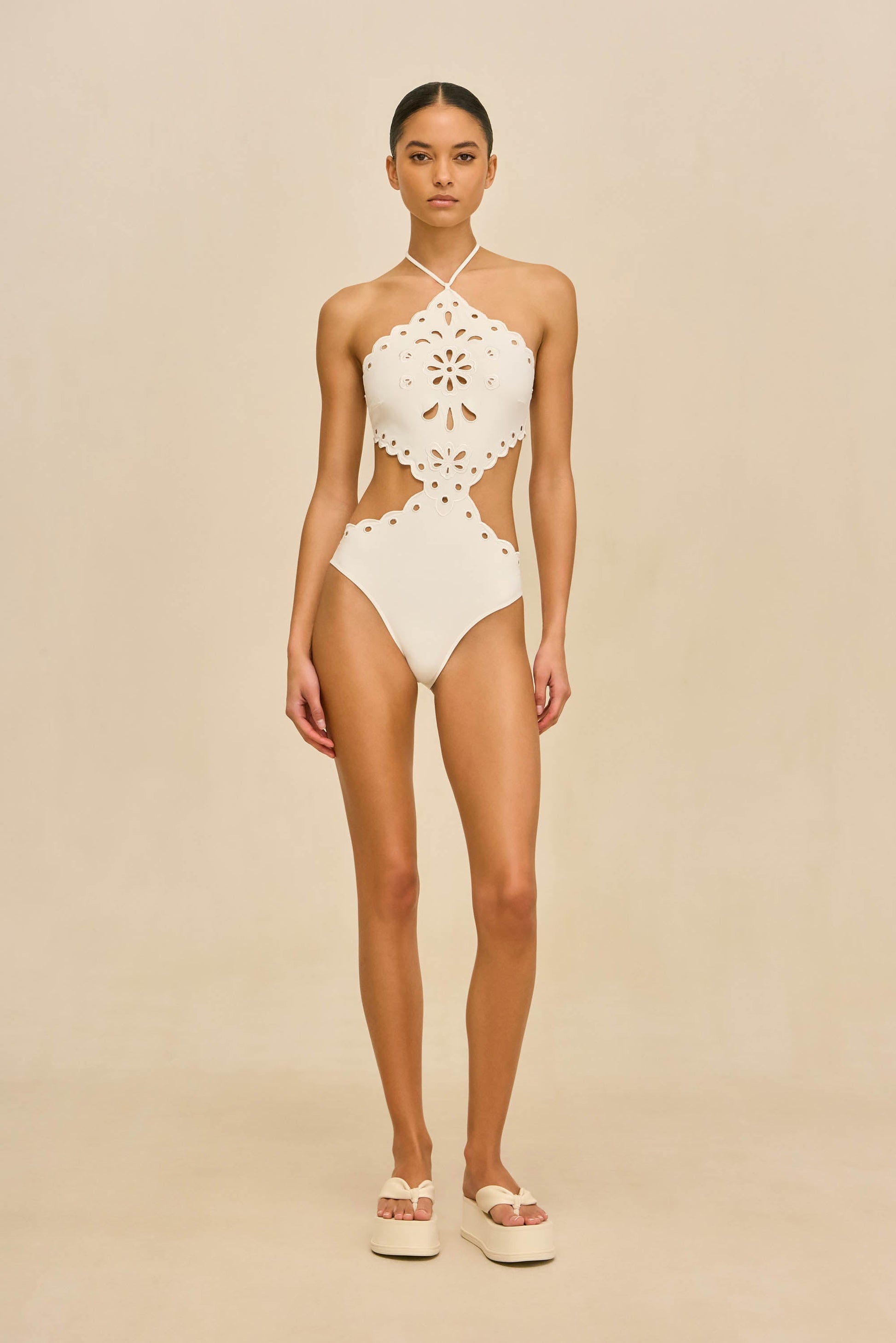 LAIDIE ONE PIECE Cult Gaia