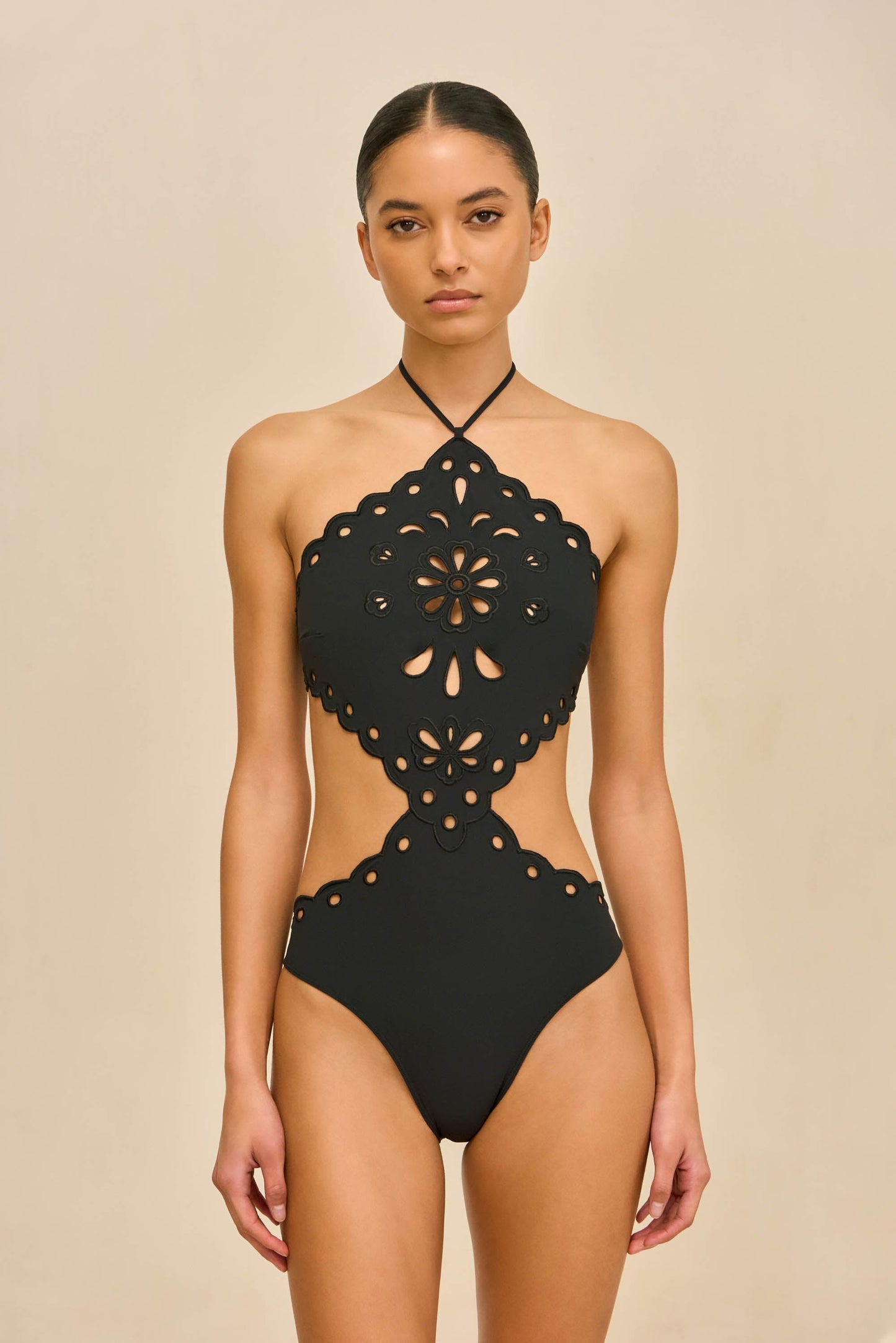 LAIDIE ONE PIECE Cult Gaia
