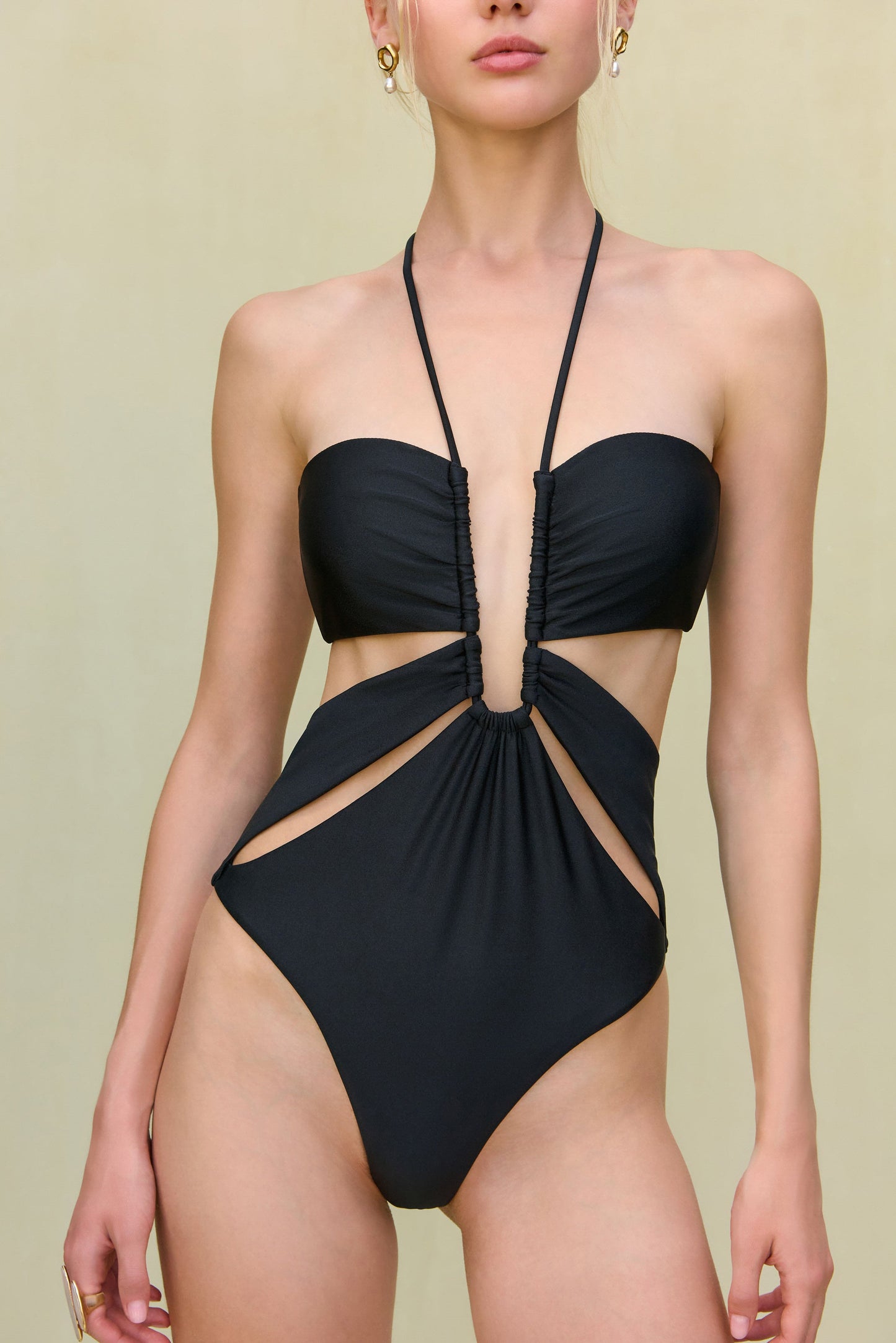 HOLLIS ONE PIECE Cult Gaia