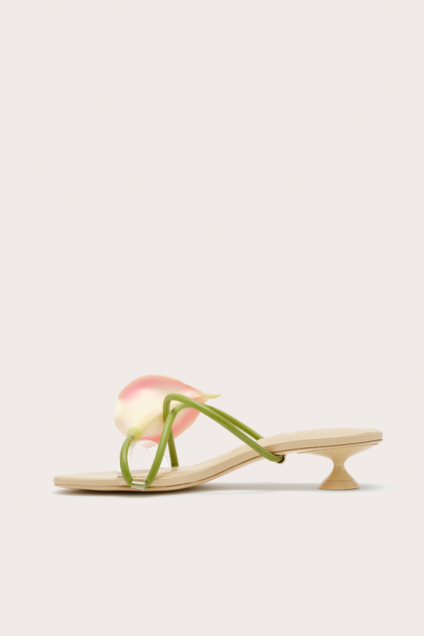 CLAIRE MULE Cult Gaia