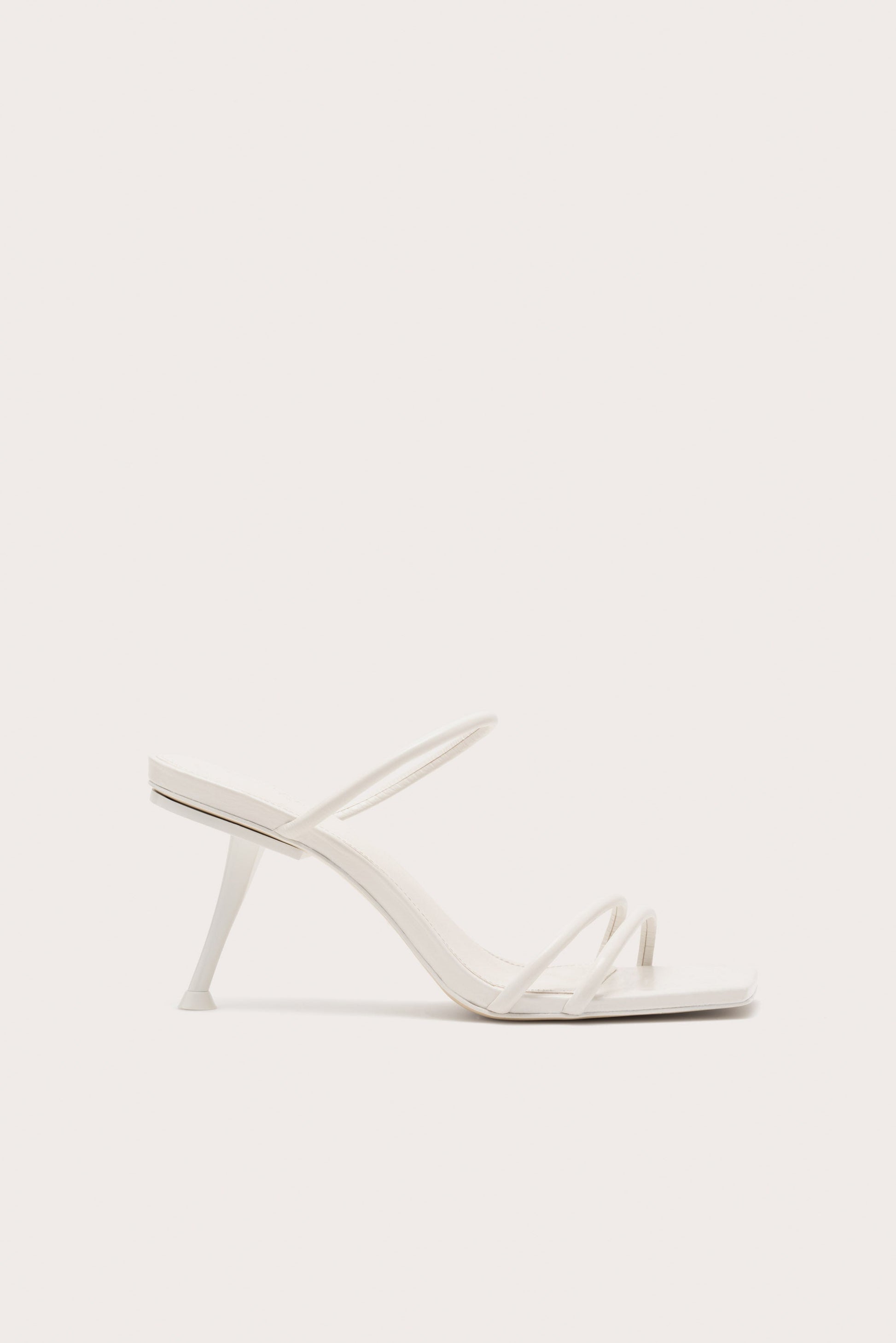LYDIA SANDAL Cult Gaia