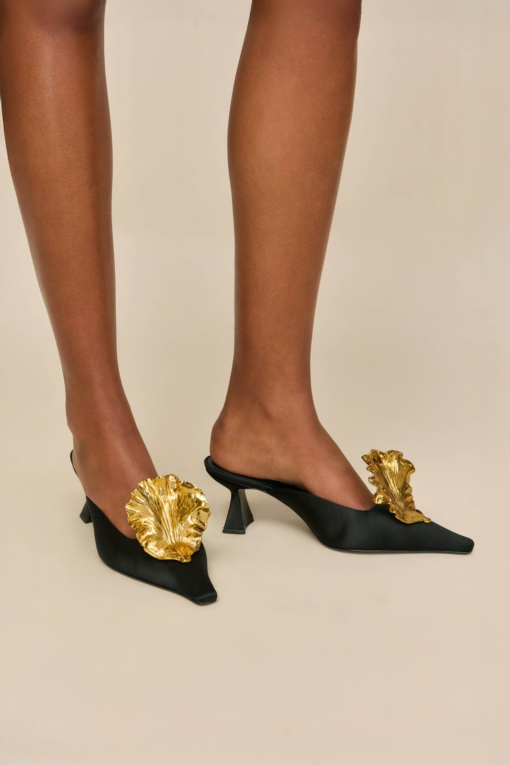 IRINA MULE Cult Gaia