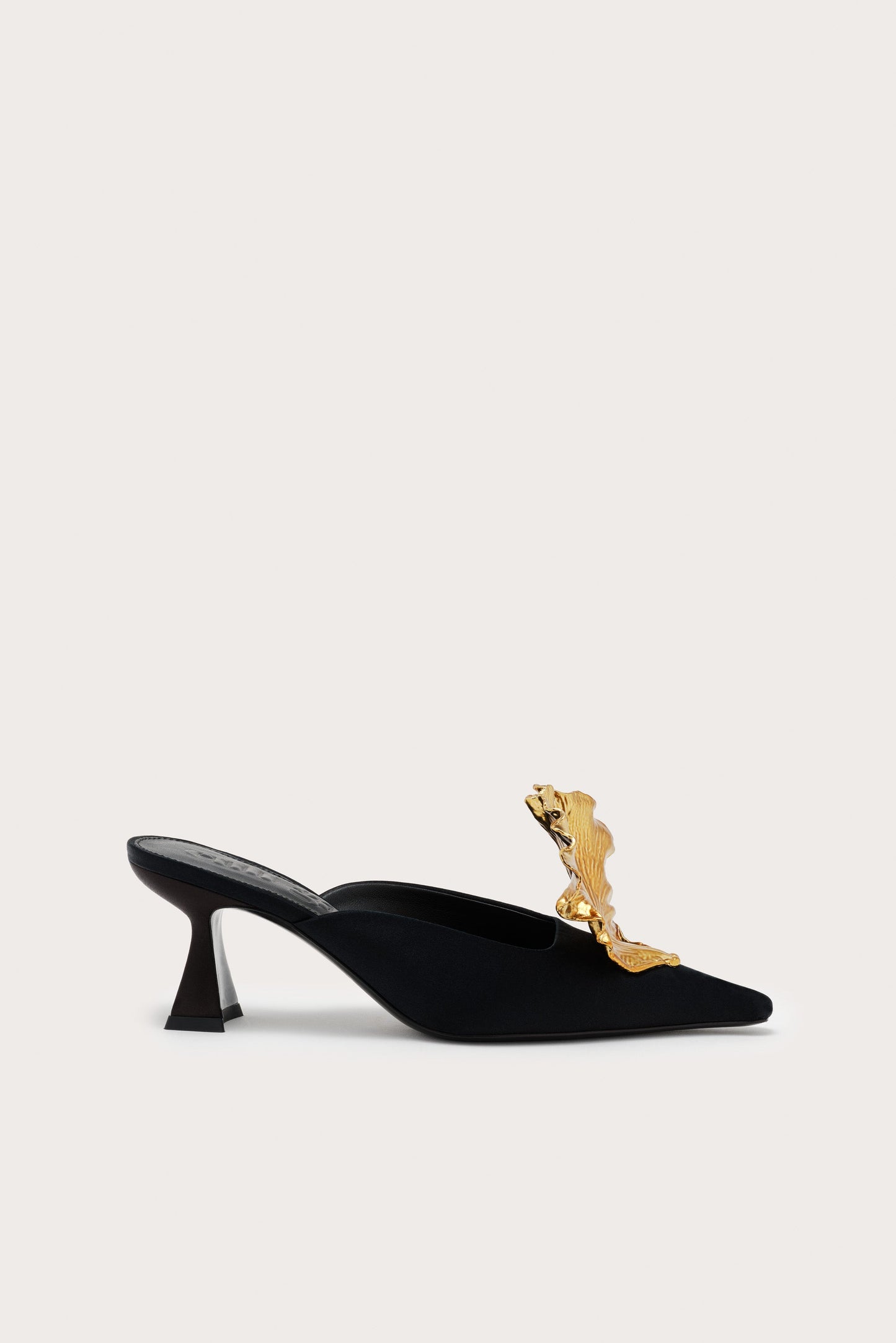 IRINA MULE Cult Gaia
