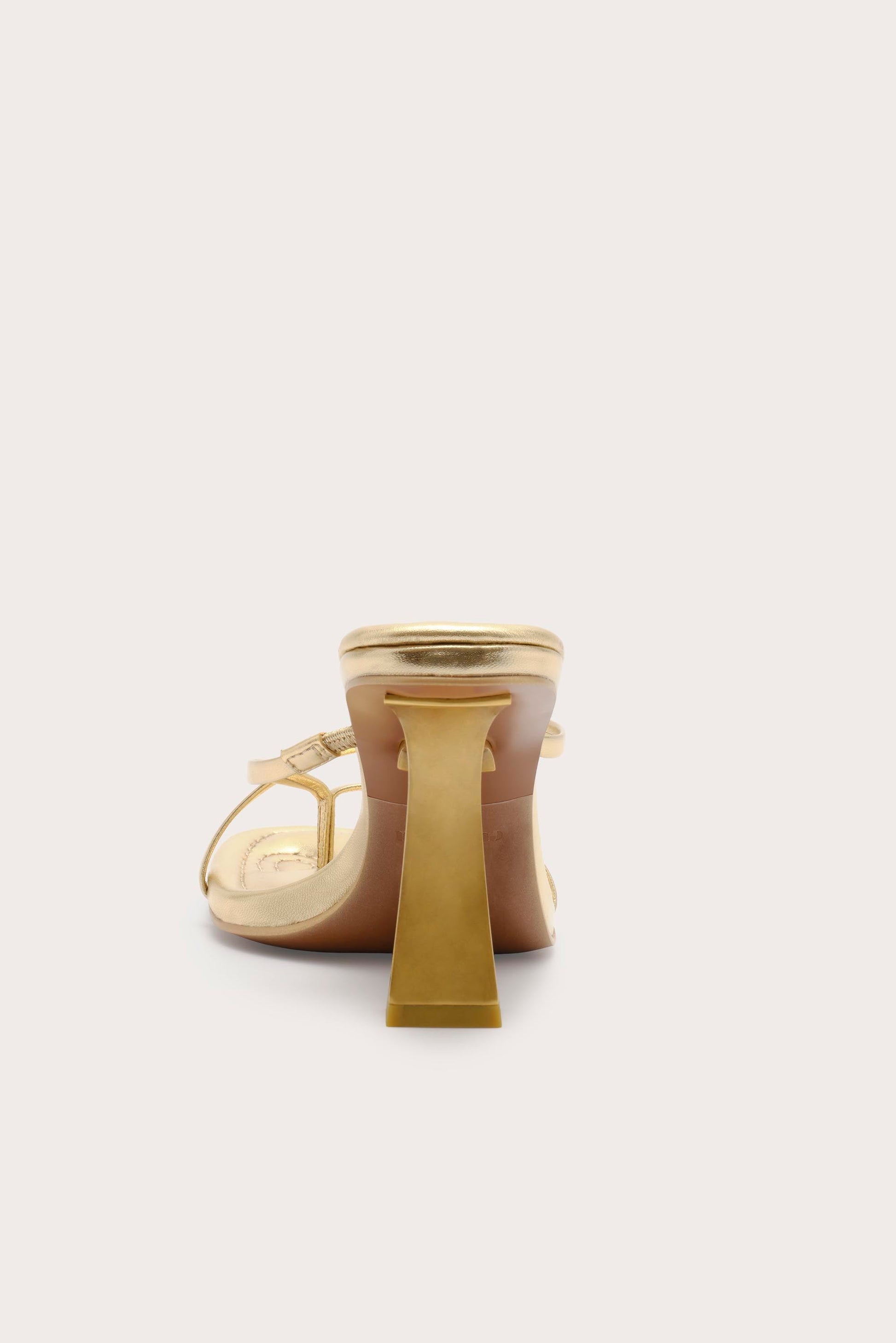 SORIAH SANDAL Cult Gaia