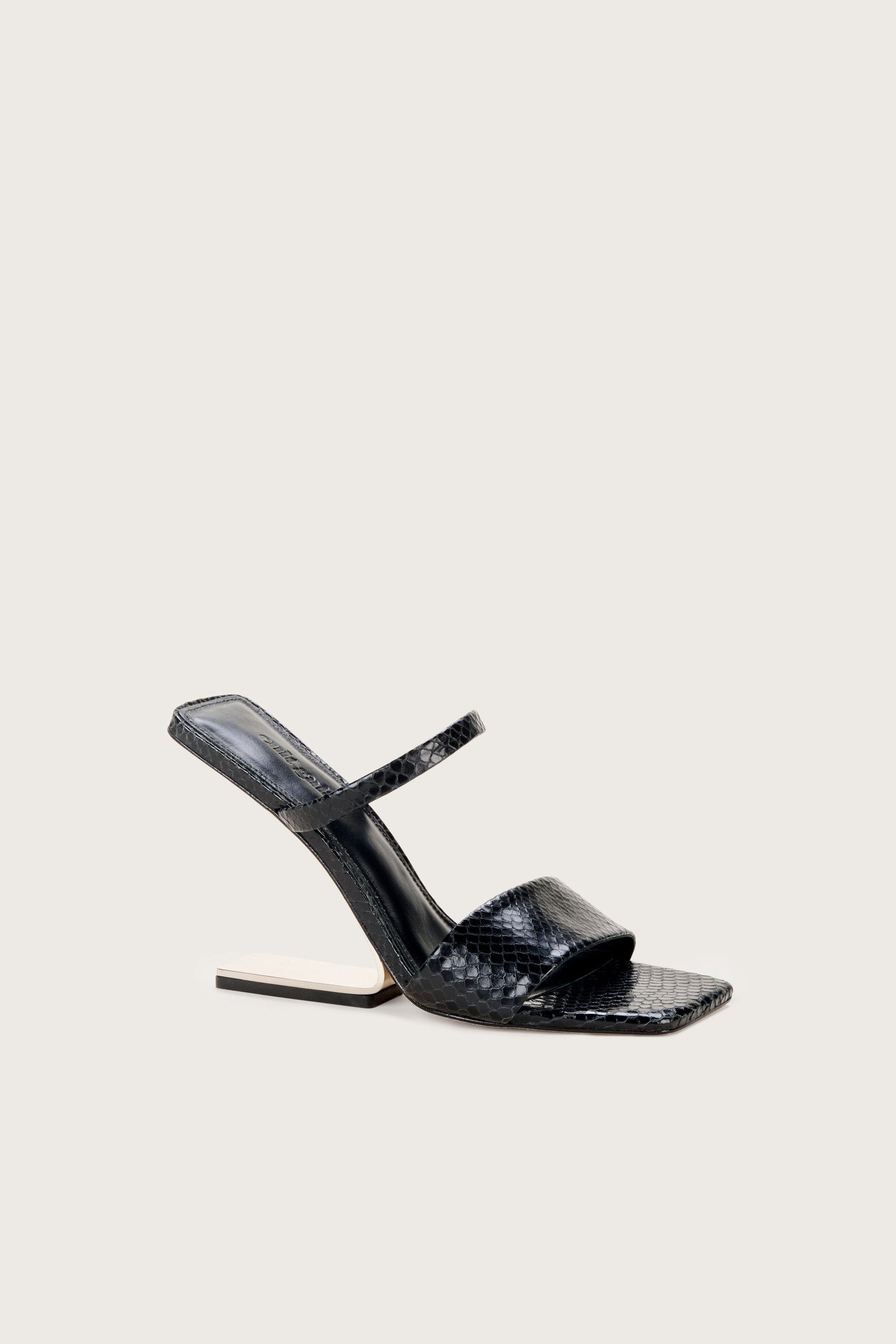 RENE SANDAL Cult Gaia