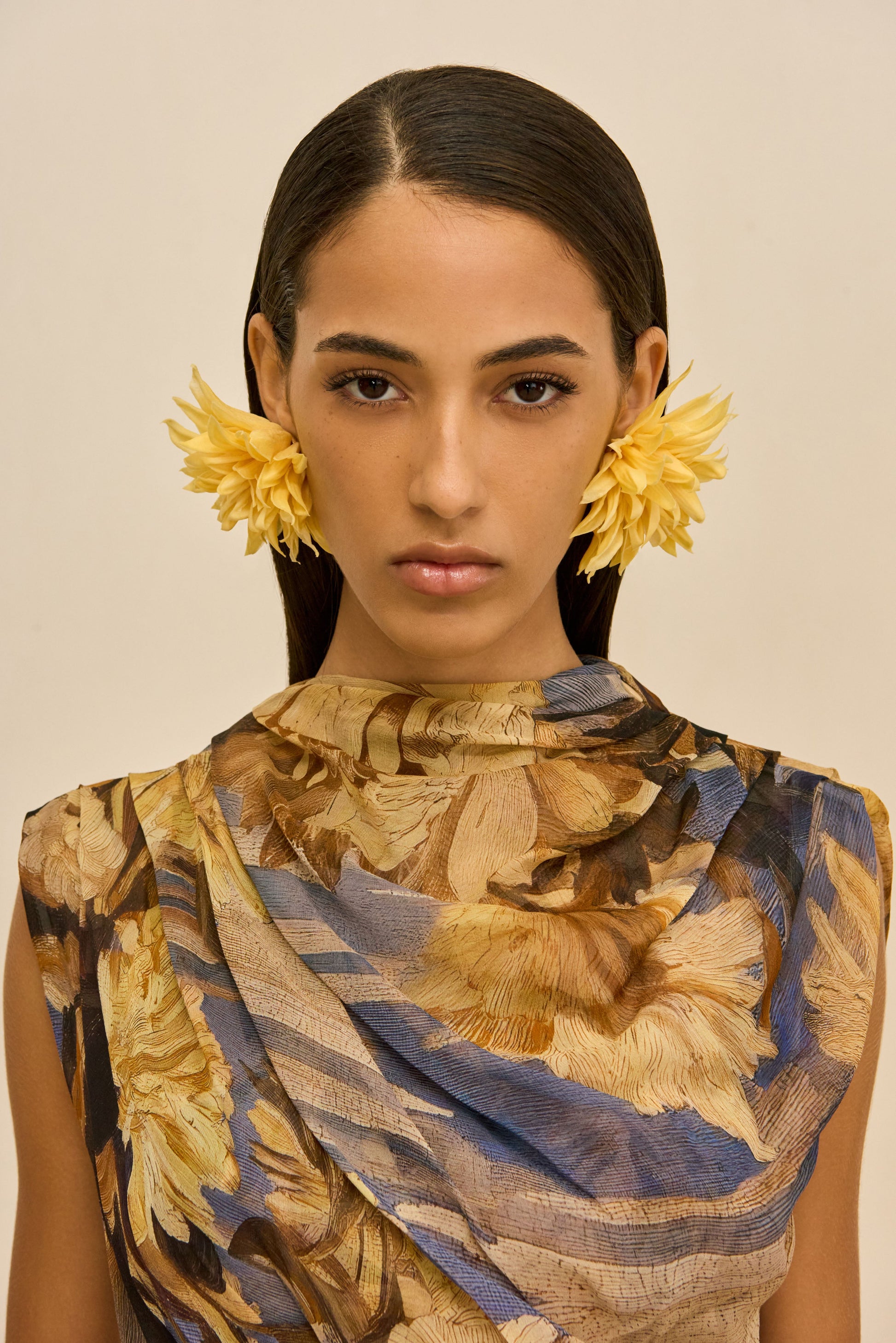 DAHLIA EARRING Cult Gaia