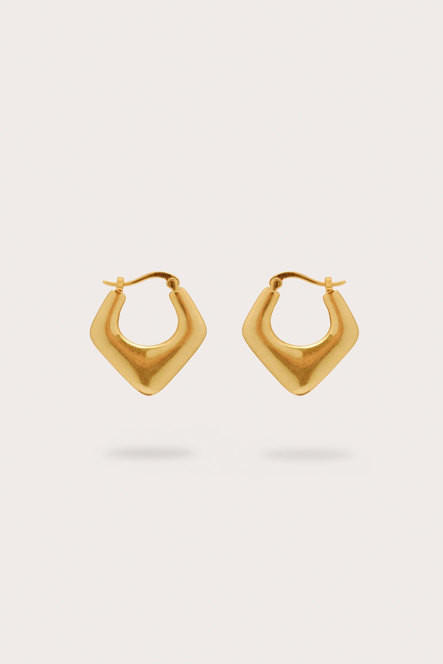 LEILA EARRING Cult Gaia