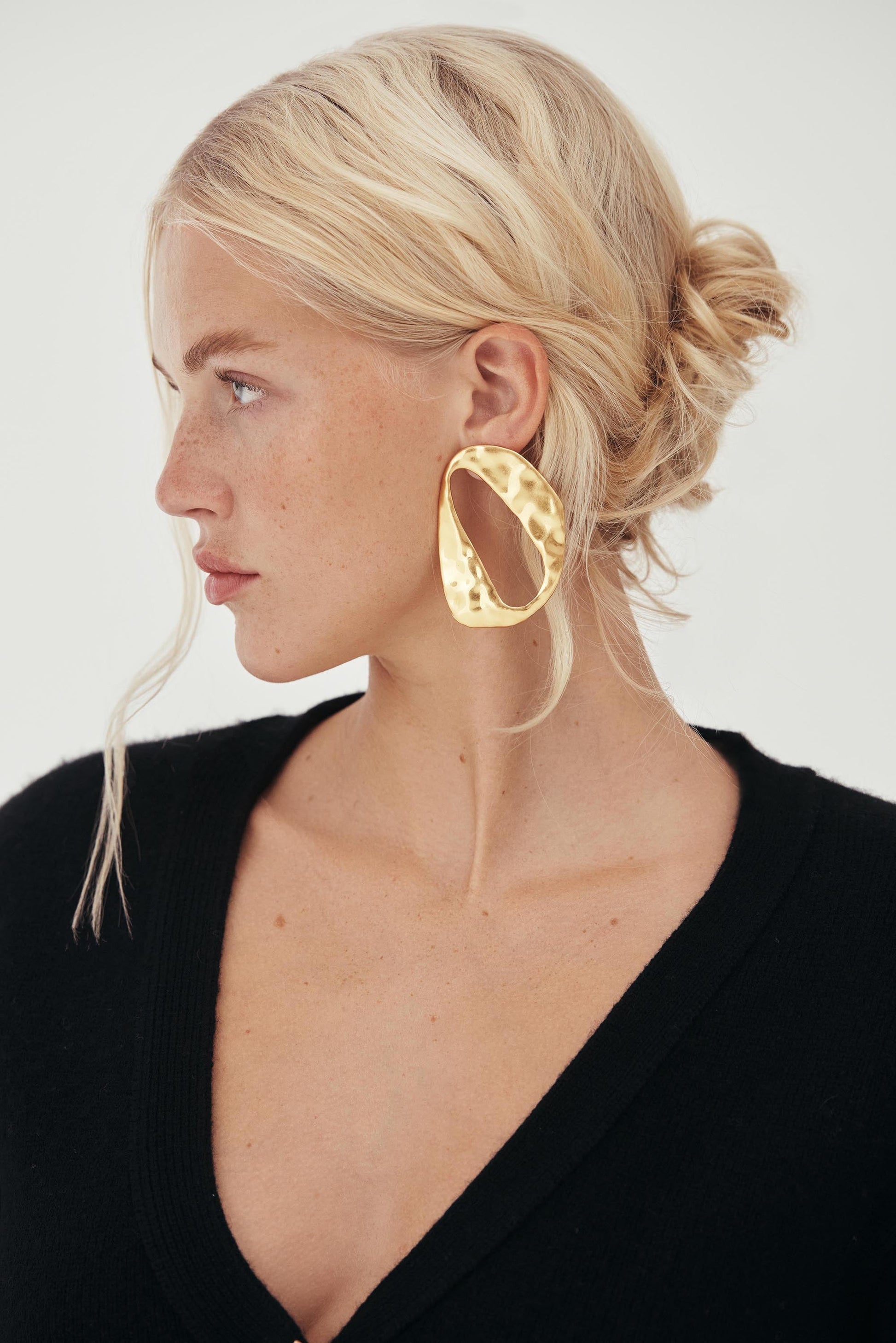 RUE EARRING Cult Gaia