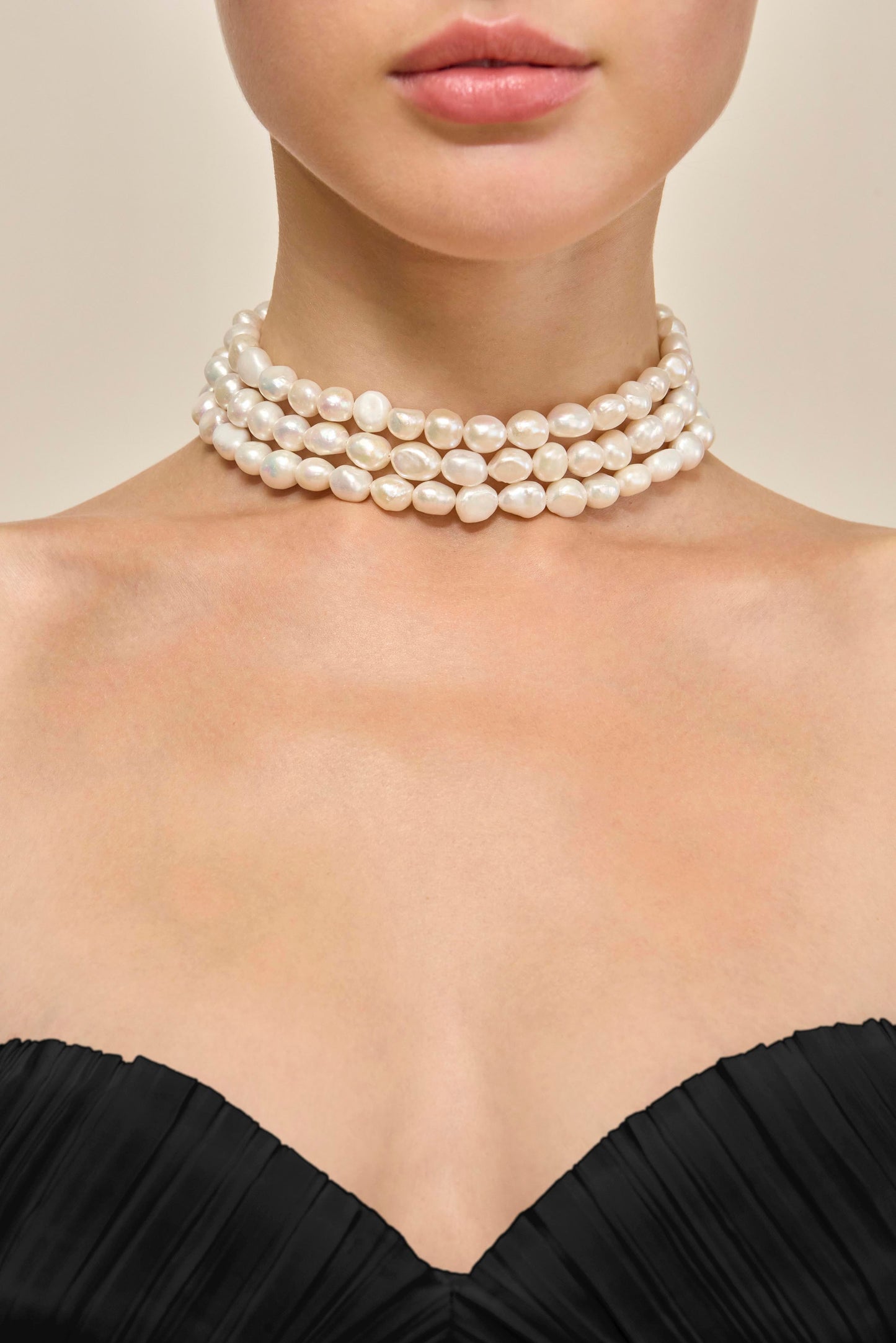 NORA CHOKER Cult Gaia