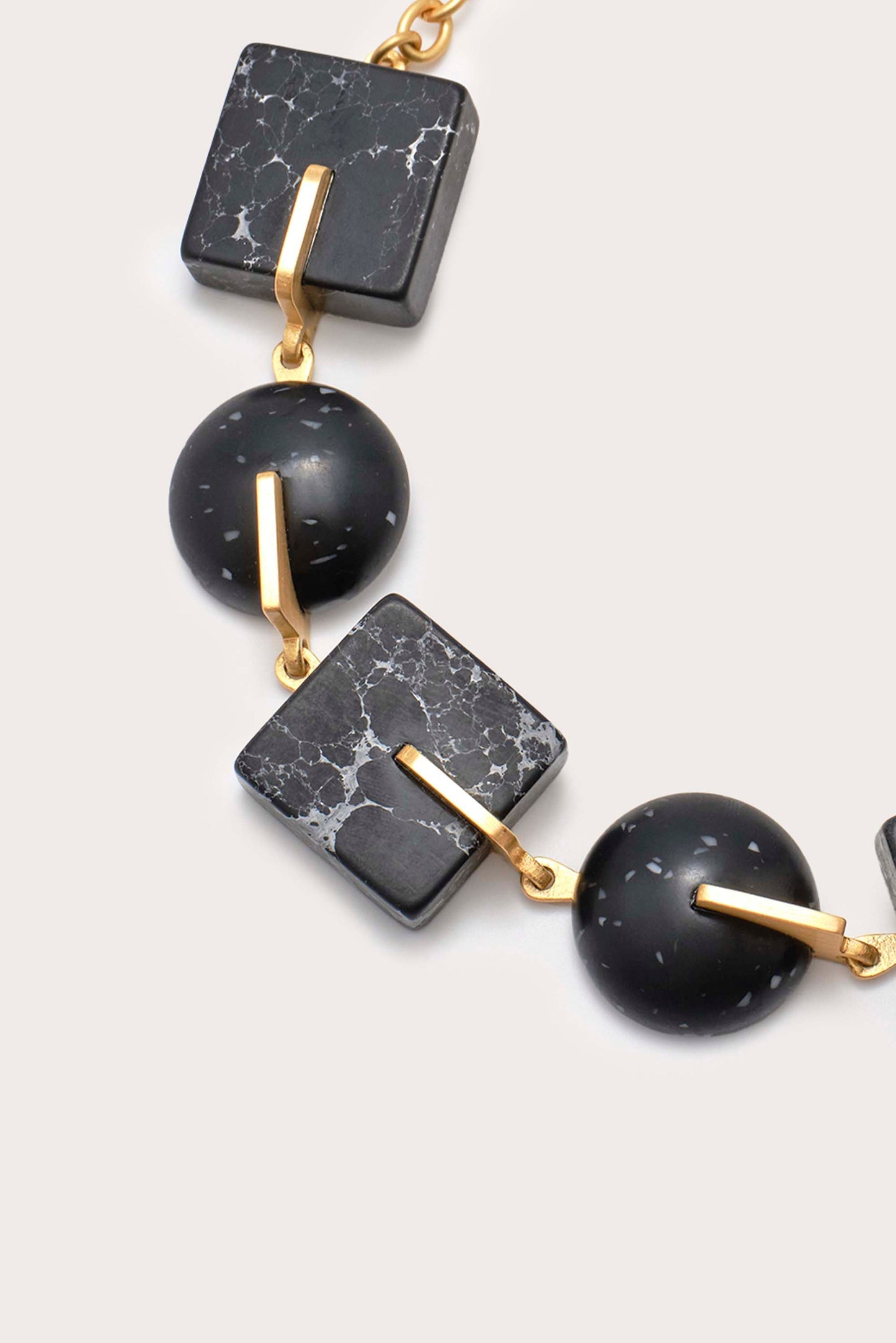 LAGUNA CHOKER Cult Gaia