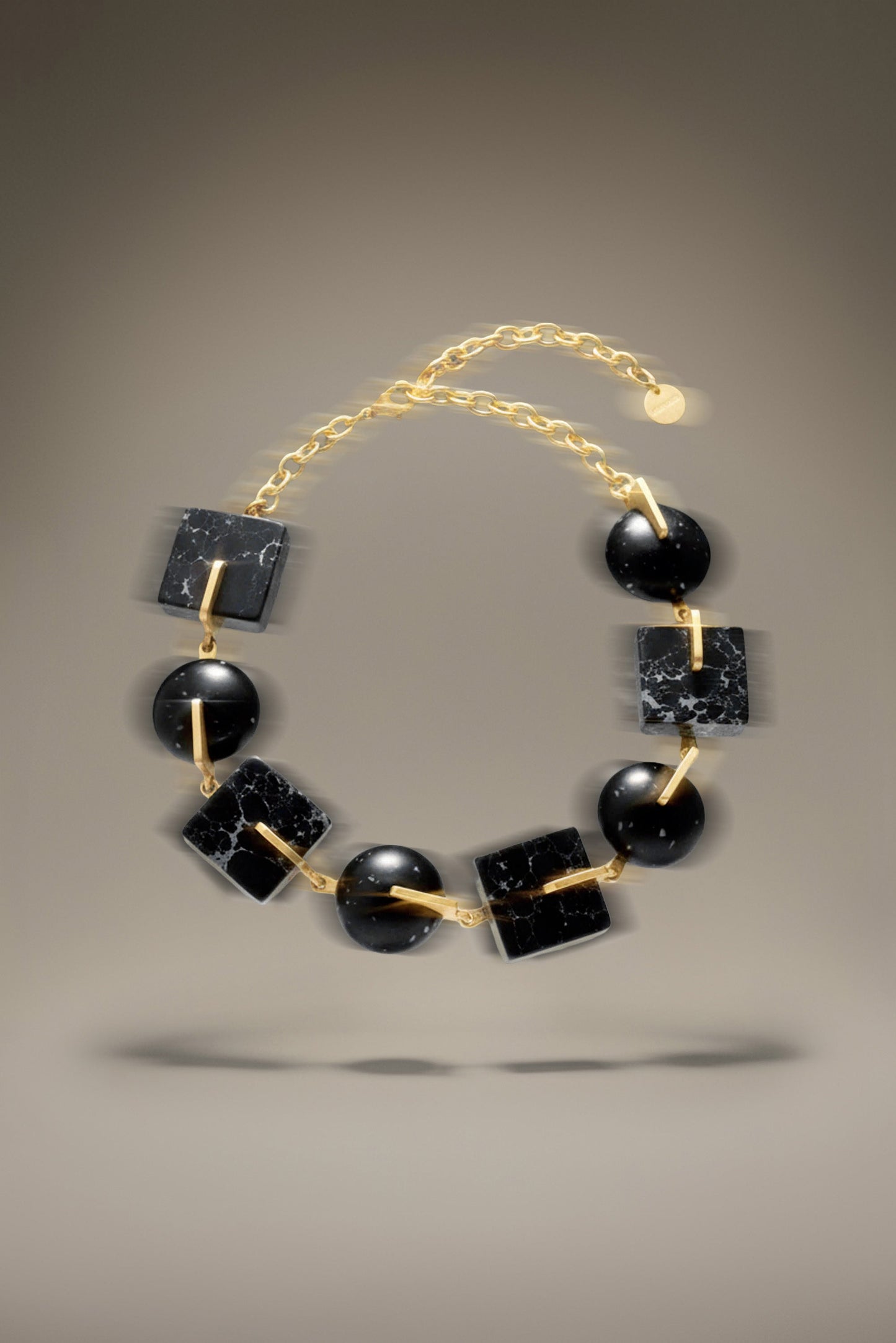 LAGUNA CHOKER Cult Gaia