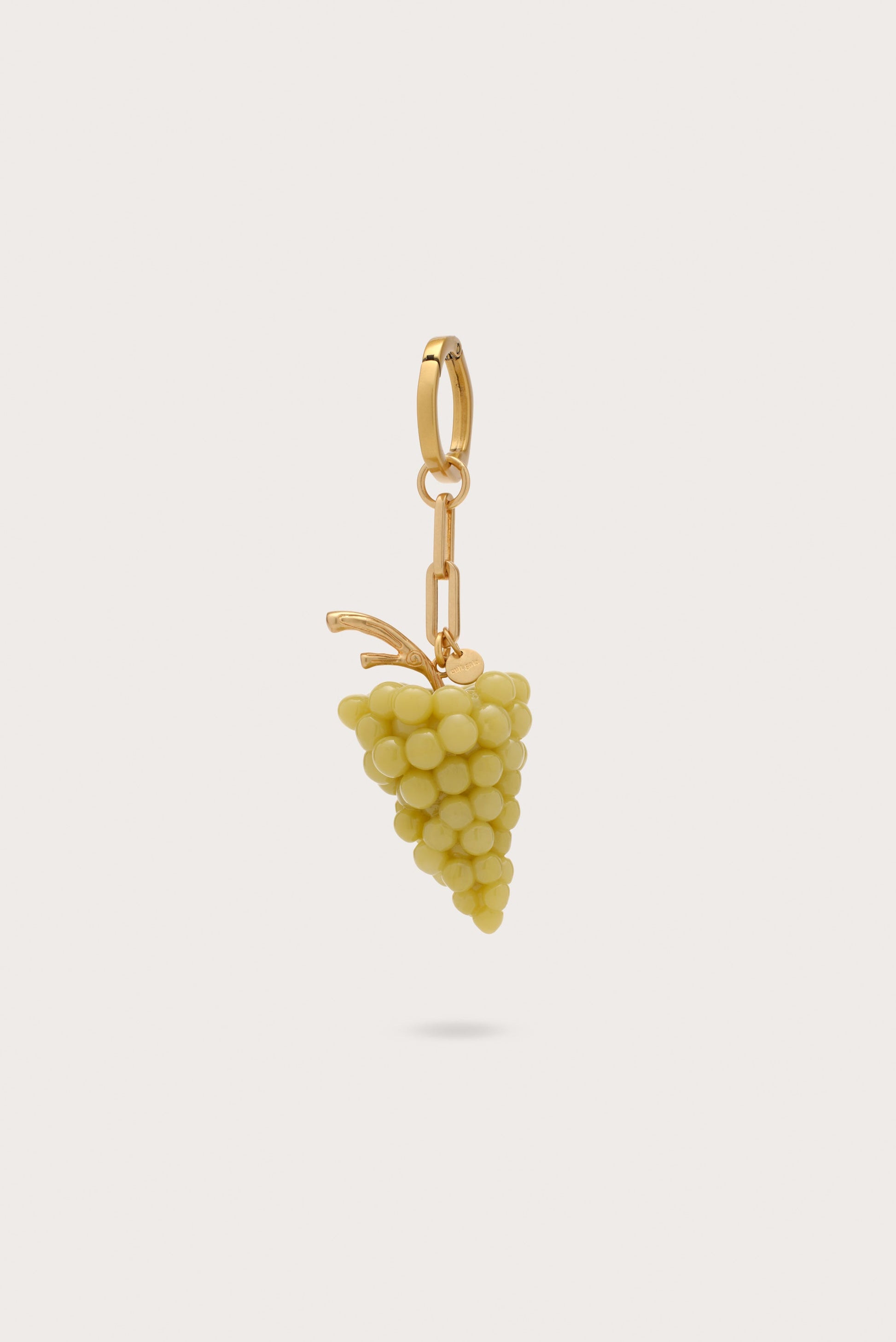 GRAPE BAG CHARM Cult Gaia